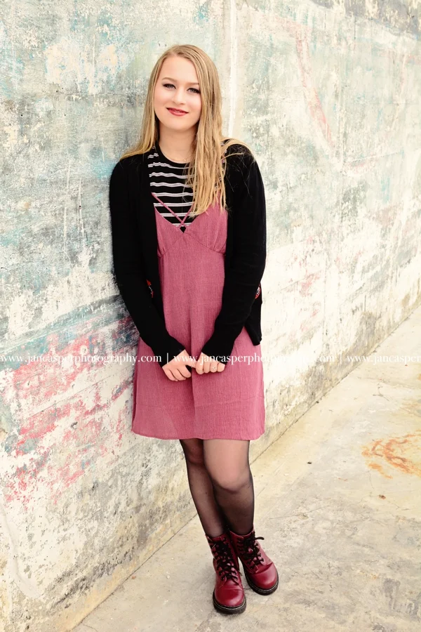 senior portrait Norfolk neon district Jan Casper Photography Virginia