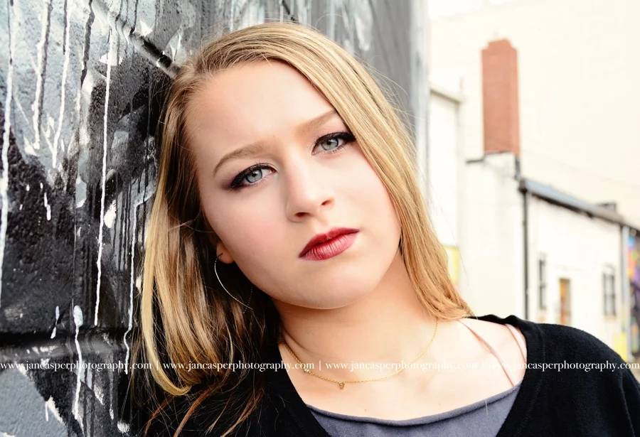 senior portrait Norfolk neon district Jan Casper Photography Virginia