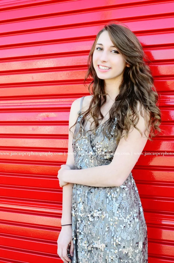 senior portrait Neon Arts District Norfolk Jan Casper Photography Virginia