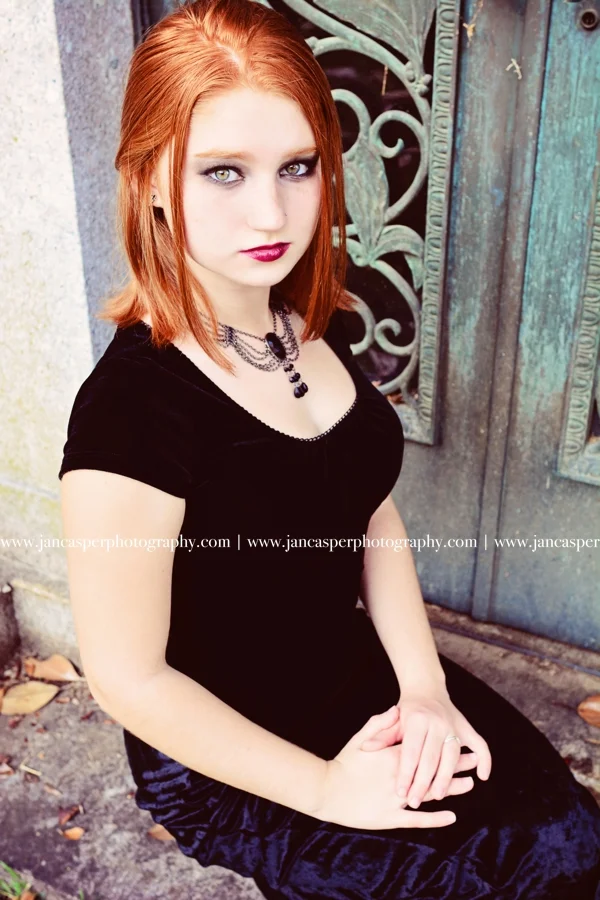 senior portrait Richmond Hollywood Cemetery Halloween Jan Casper Photography Virginia