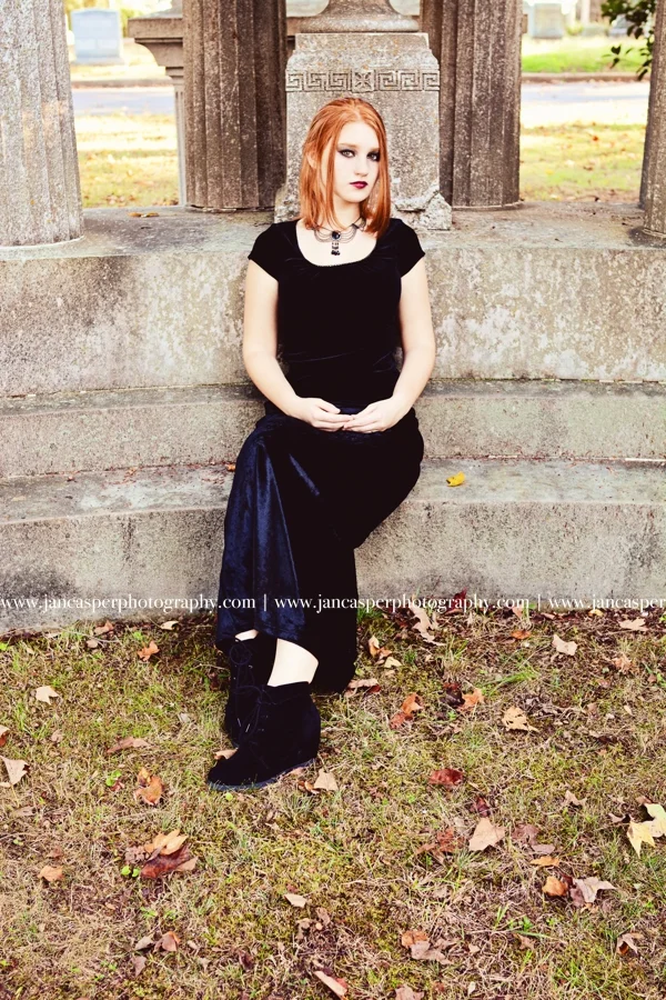 senior portrait Richmond Hollywood Cemetery Halloween Jan Casper Photography Virginia