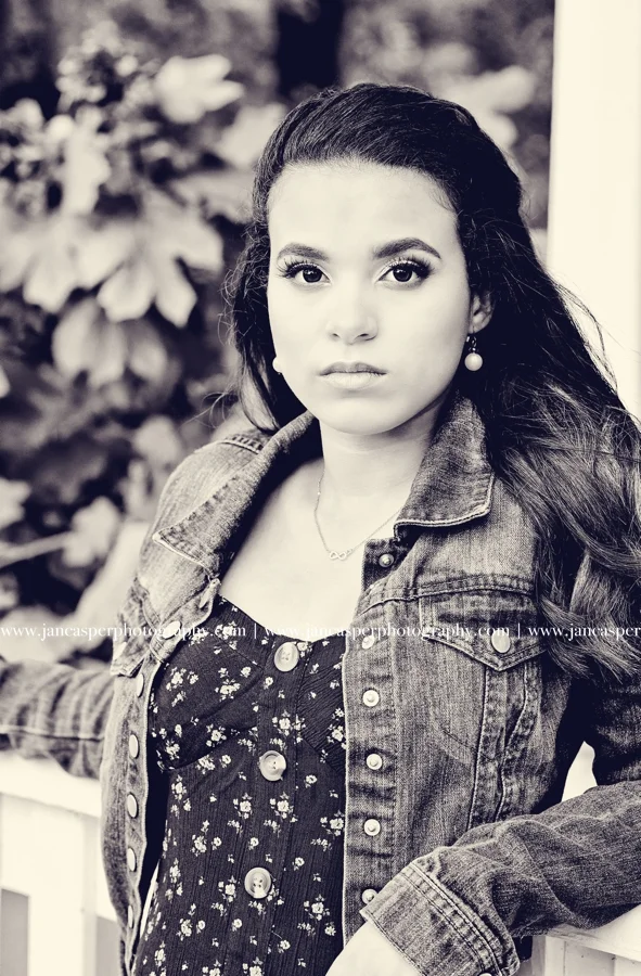 senior portrait Virginia Beach Jan Casper Photography Norfolk Botanical Garden