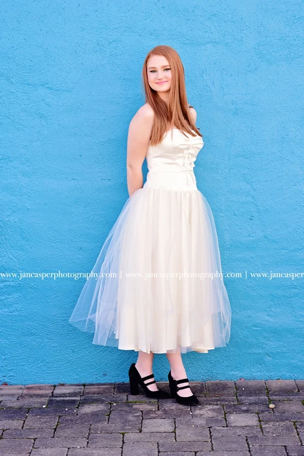 senior portrait Norfolk Virginia Jan Casper Photography neon district downtown Norfolk