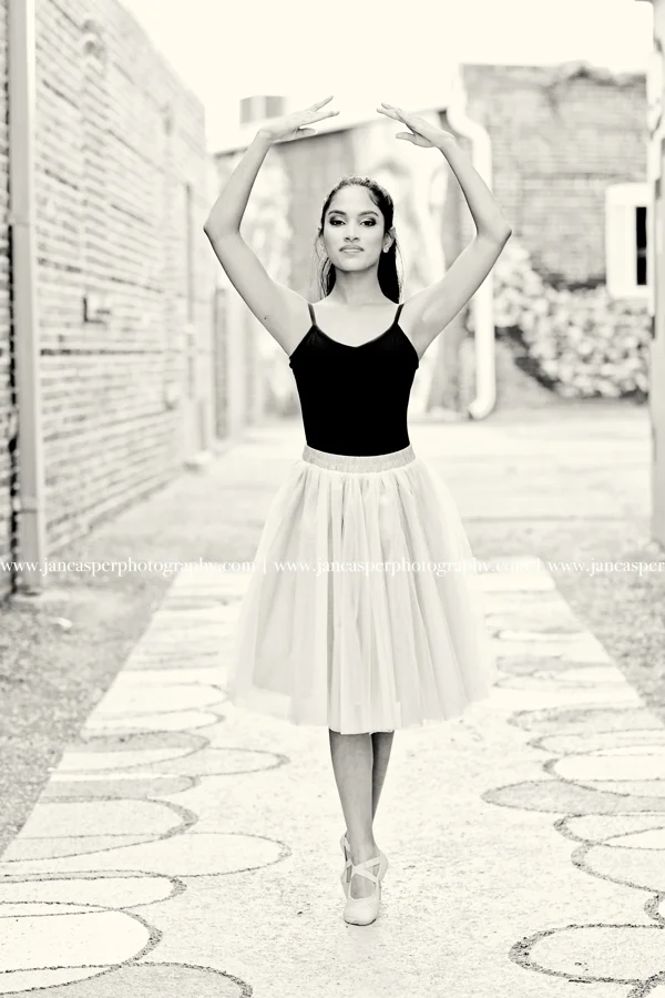 dance portrait Norfolk Neon District Jan Casper Photography Virginia
