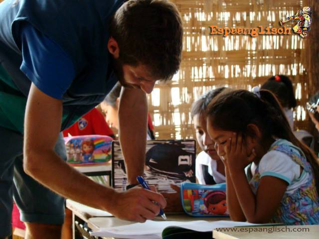 Teaching English through Espaanglisch