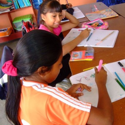 Otra Cosa HELP English program