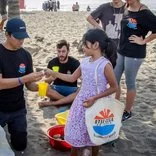 Volunteering with Otra Cosa