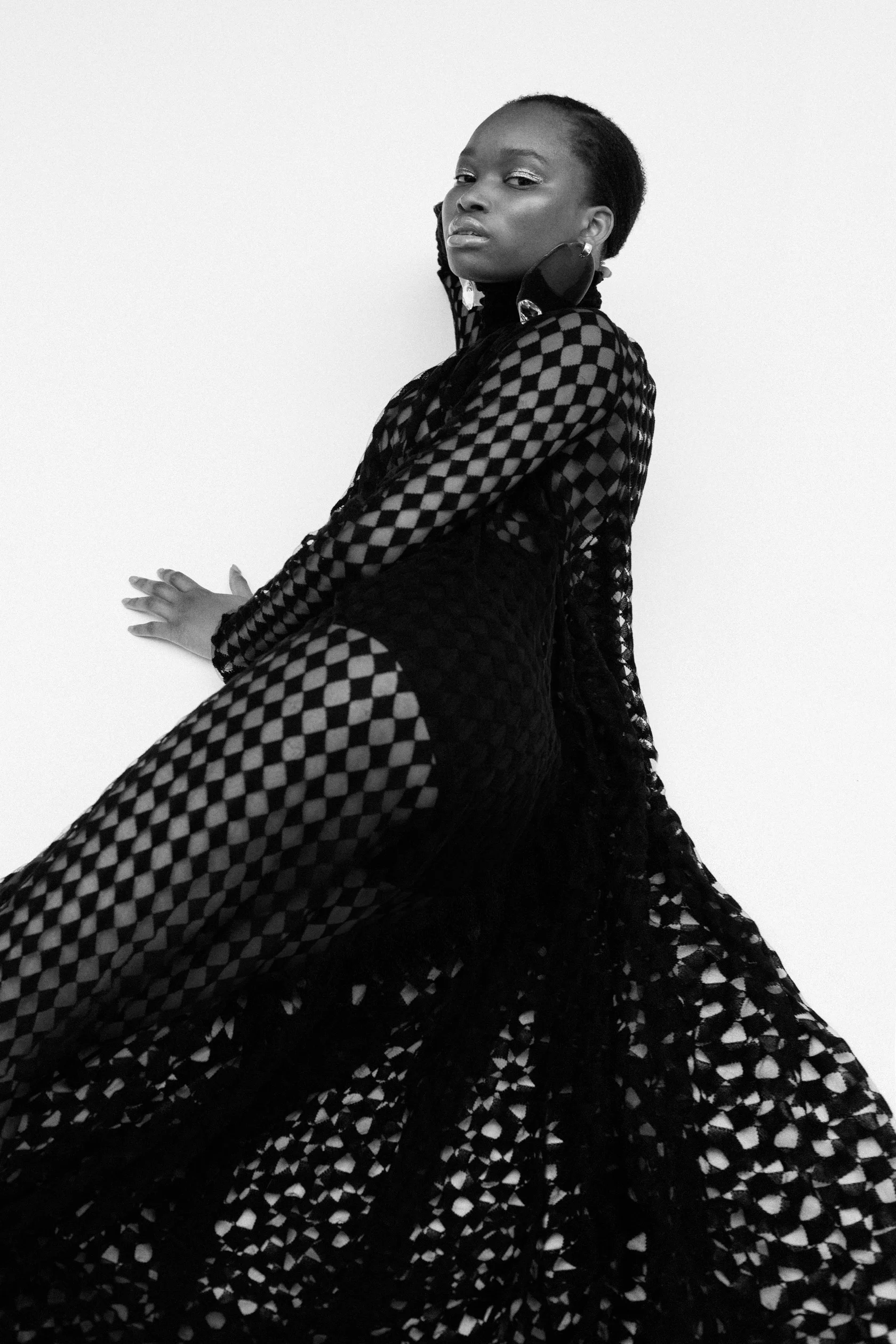 transparency_yannickschuette_vogueportugal-19.jpg