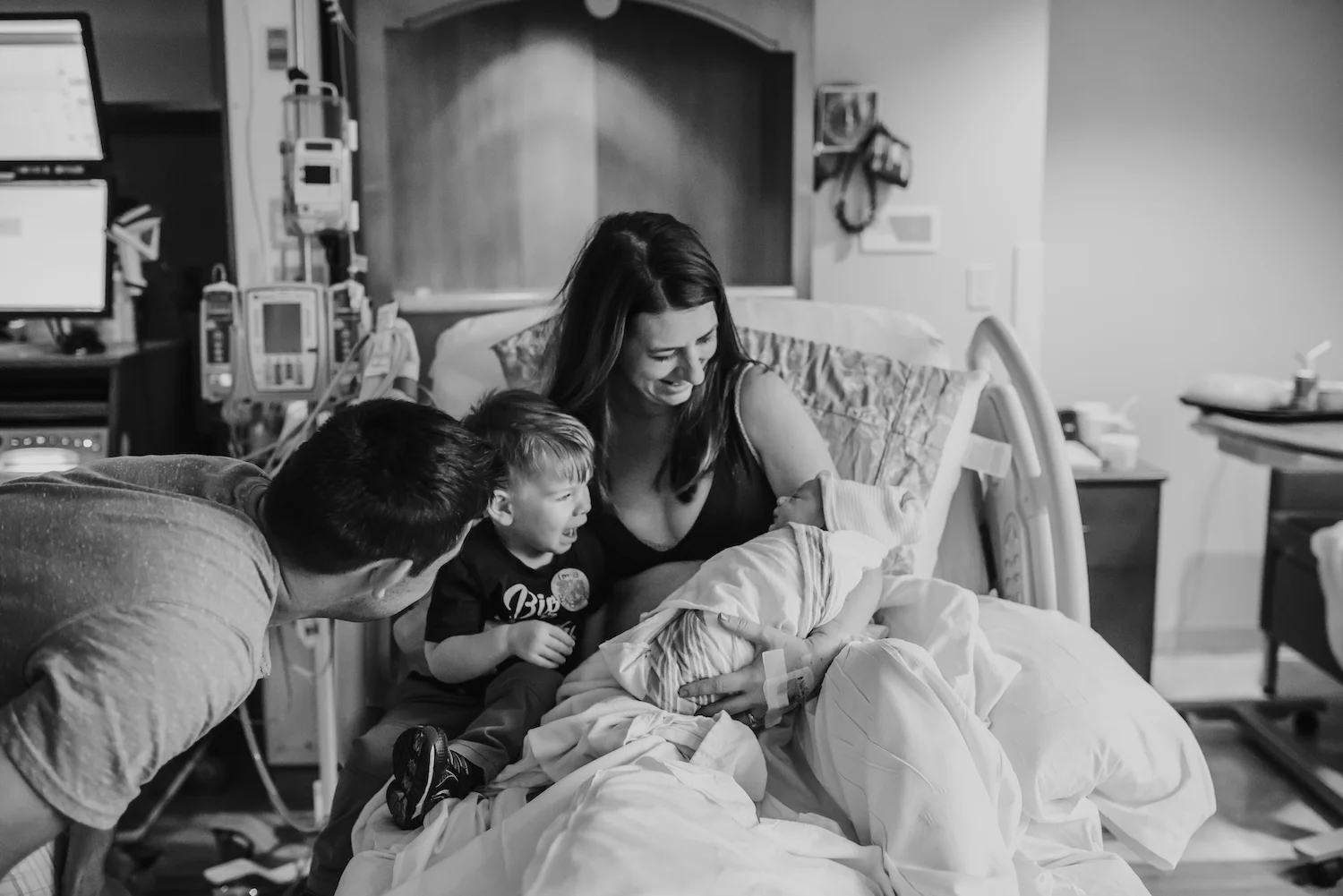 countrysidemeasebirthbirthwithoutfearhospitalbirthitsaboymeasecountrysidebirthtampabirthphotographytampabirth-269.jpg