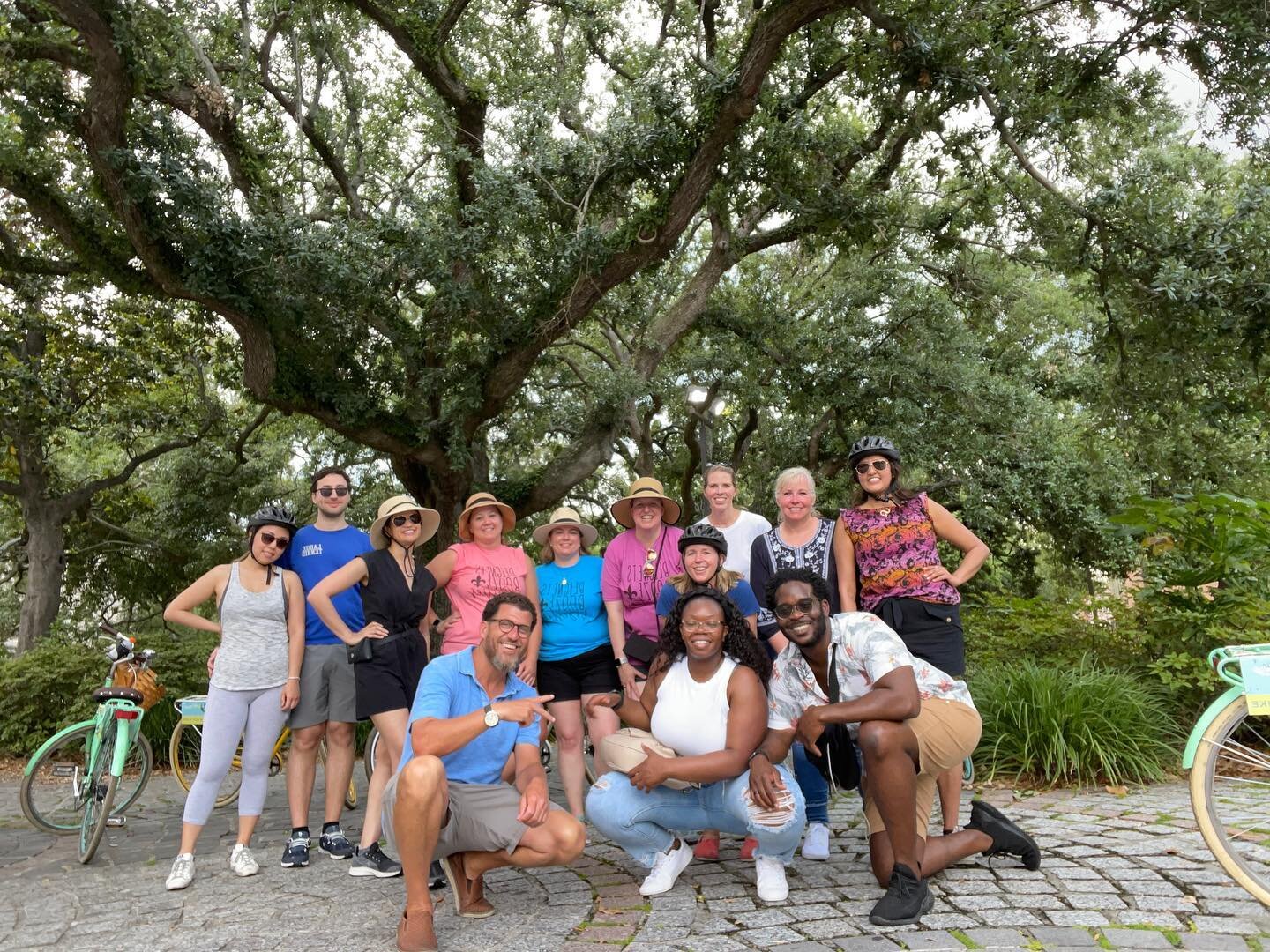 Great afternoon cycling around town with a great group of people. Thanks for the picture set up @mswestlake !!! #creoleodysseybicycletour #onetimeinnola #nola #neworleans #datbikelife #neworleansbiketours #bicycle #publicbikes #visitneworleans #louis