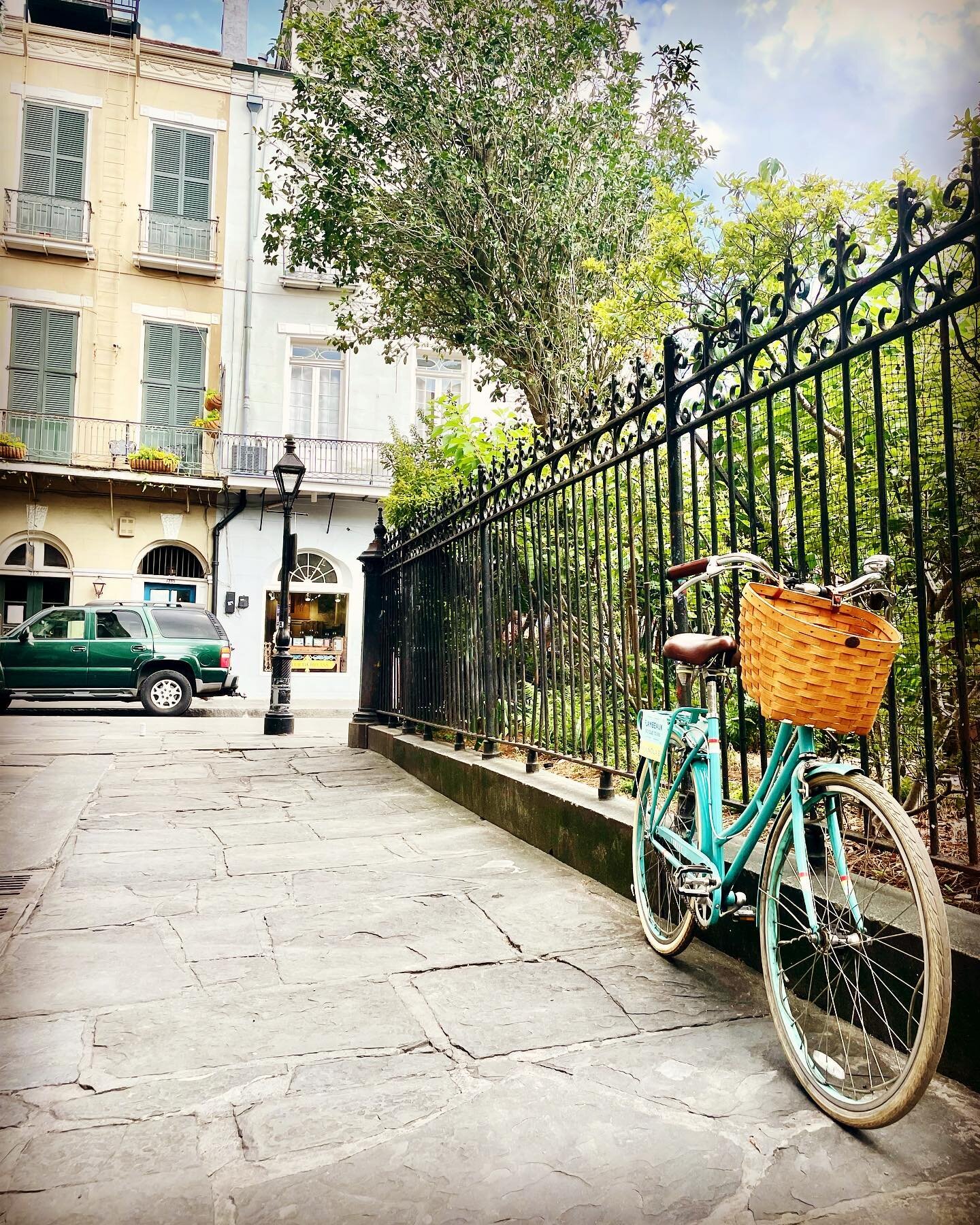Those moments of stillness in the Vieux Carr&eacute;. #onetimeinnola #nola #neworleans #datbikelife #neworleansbiketours #bicycle #publicbikes #visitneworleans #louisianatravel #visitneworleans #frenchquarter #followyournola #bikerentals #biketours #