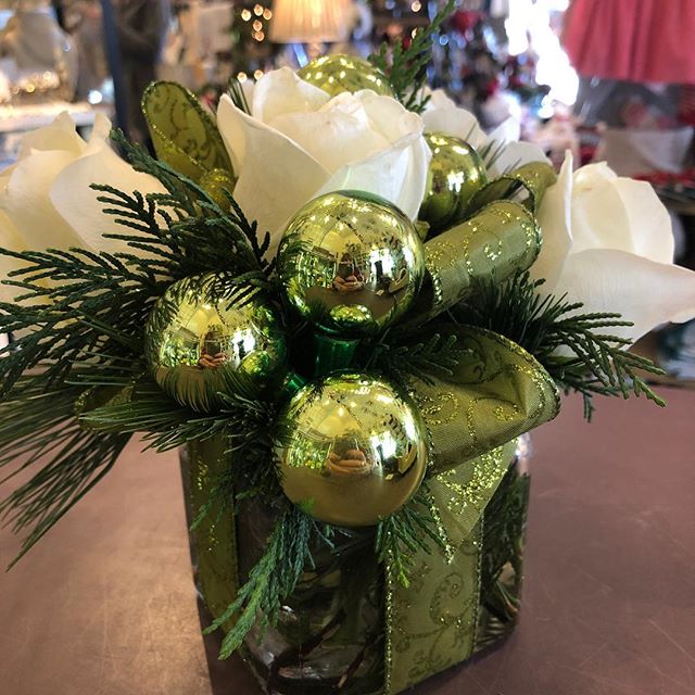 A special touch for you Holiday Party or for the hostess🎄🎄🎄
We are OPEN TODAY 12-4pm
#daisydigins #giftsforall #comevisit #freegiftwrapping #barringtonri