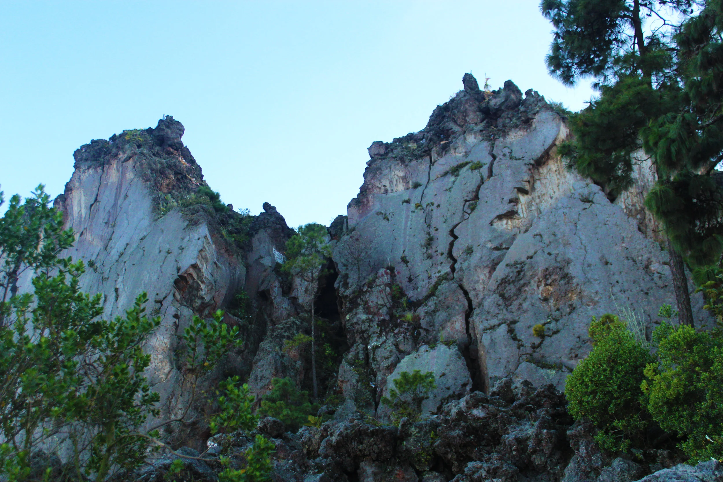 The looming walls of Cerro Quemado. There are climbing walls located to both the left and right of the cracks, though La Ola, just to the right of the photo, is the most popular area. It's a shame Chris and I don't trad climb, because those cracks were pretty tempting. Unfortunately not bolted!