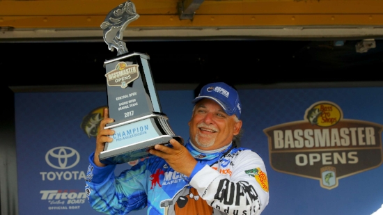 Carl Svebek courtesy of Bassmaster.com