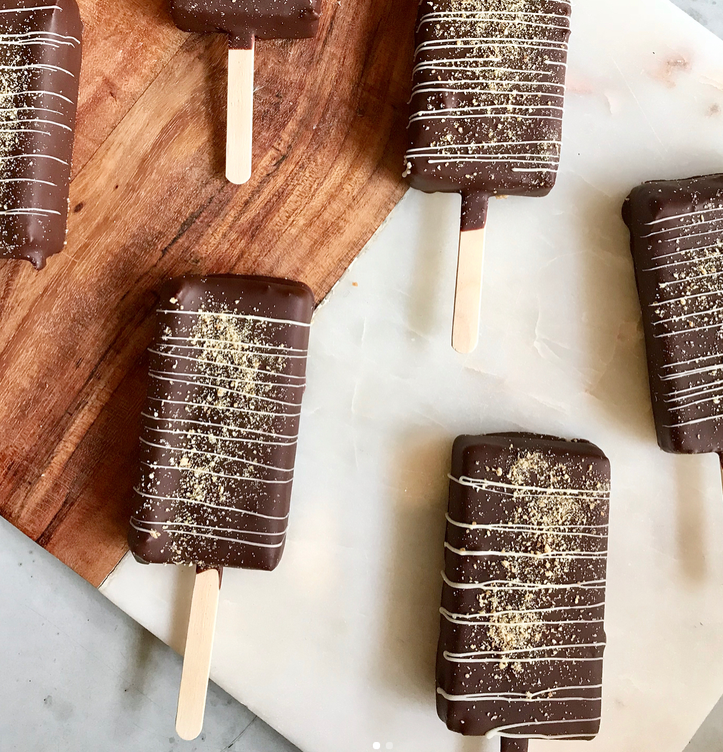 CHEESECAKE BARS + SPRINKLE CAKE Baked Exclusive Party Animal cheesecake bars on a stick! If cheesecake ain’t your thing, try their divine very vanilla sprinkle cake.