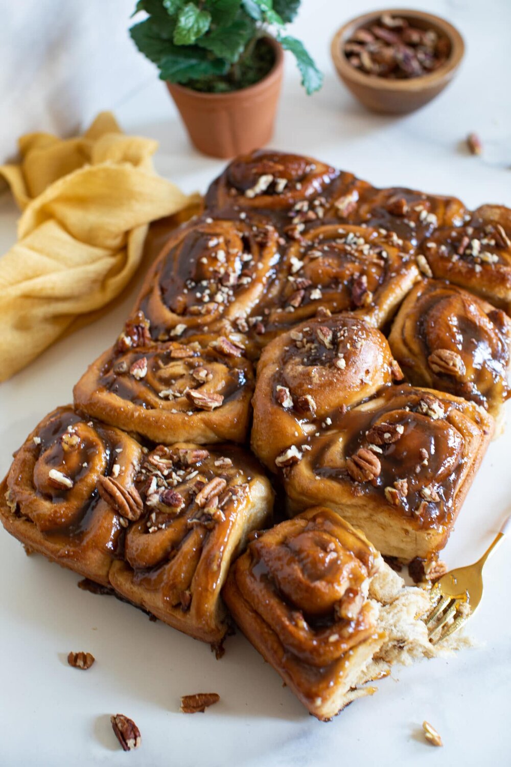 Sticky-Praline-Sweet-Rolls-6-of-6-1365x2048.jpg