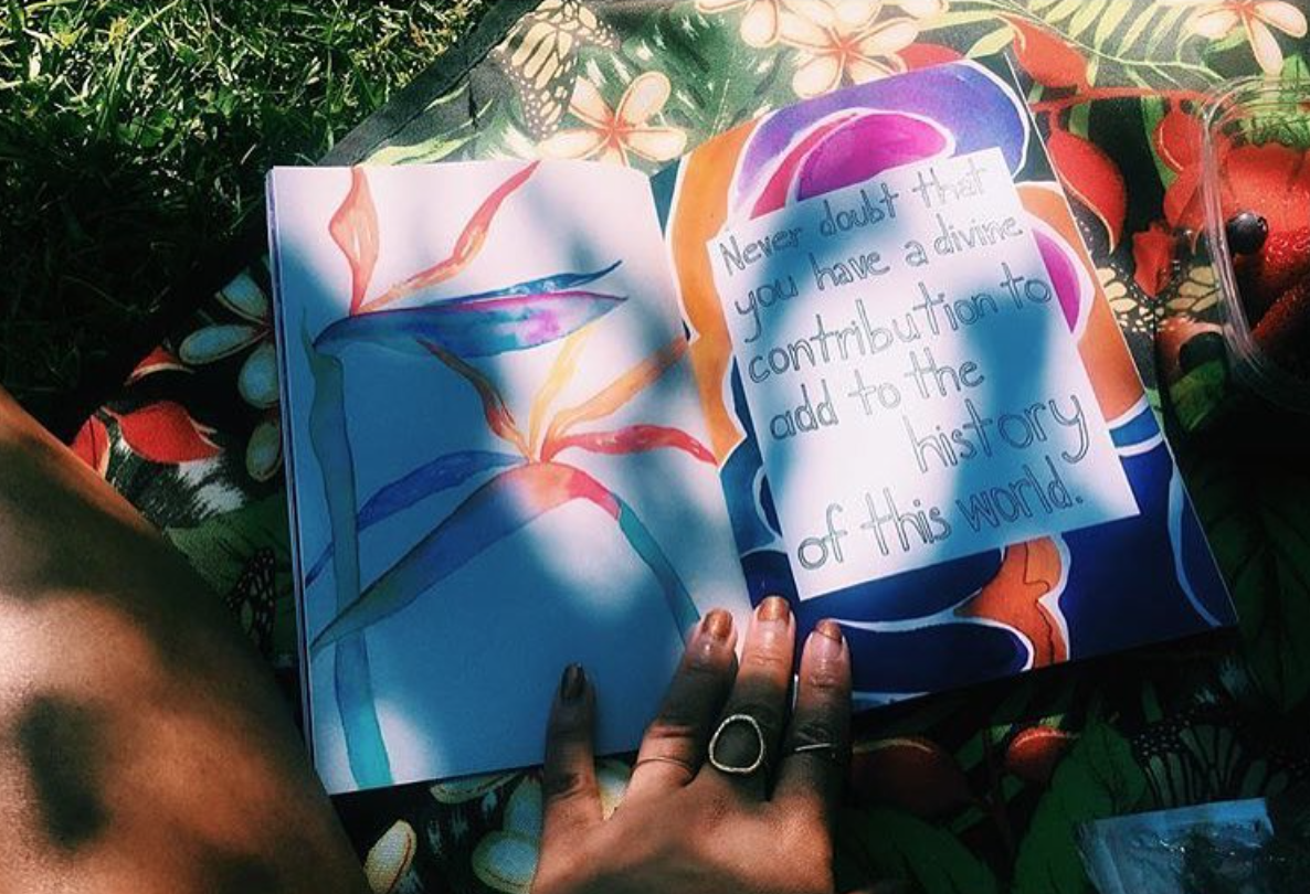 image of @shiftingself with Giselle’s zine.