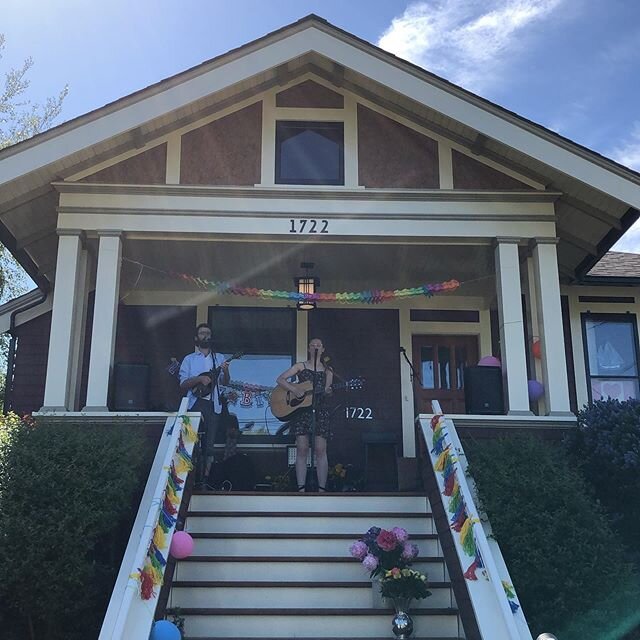 We are live on the internet from this beautiful porch in 30 minutes (4:30 Pacific Time)!!