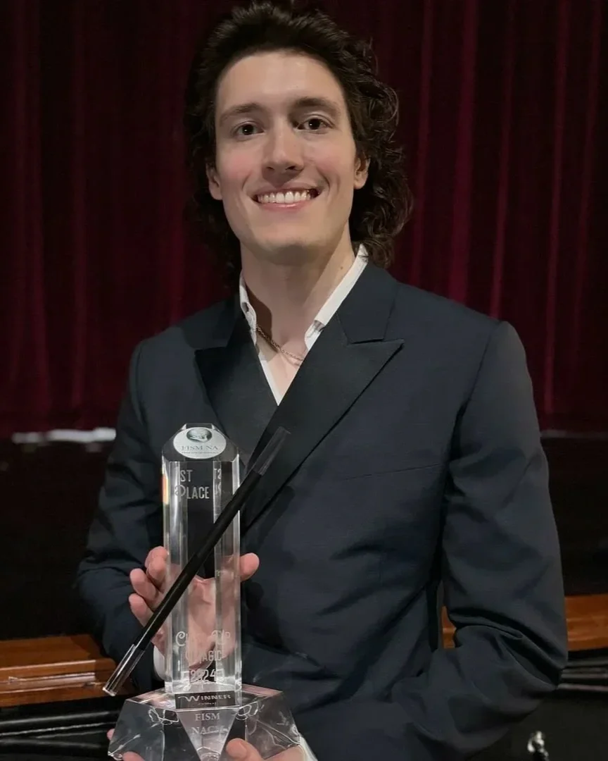trophy.webp