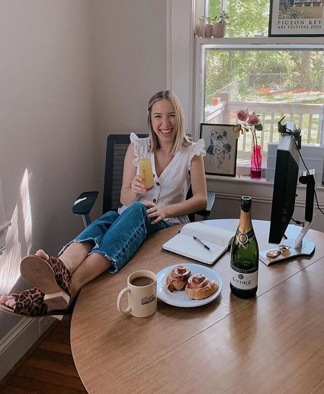 a brunch with champagne to celebrate all the WINS April gave us:
x over $15k in sales
x over $10k in bonuses for my girls
x new VIPs switching to an all natural skin + hair routine
x new gals joining the team and changing their futures
x SO MANY DANG
