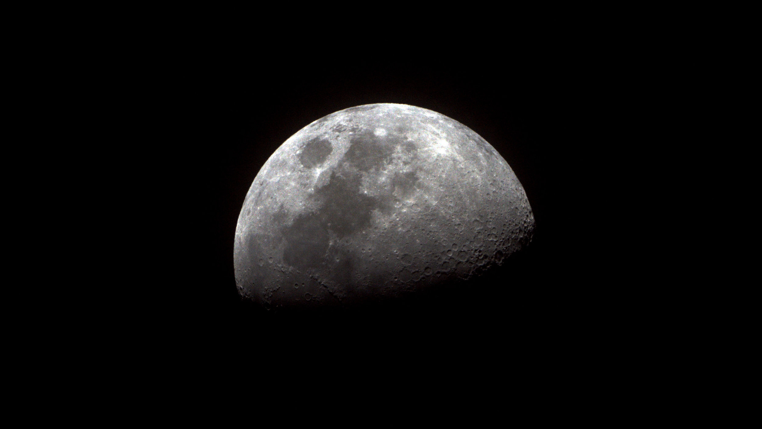 The Moon-Approaching 3rd Quarter