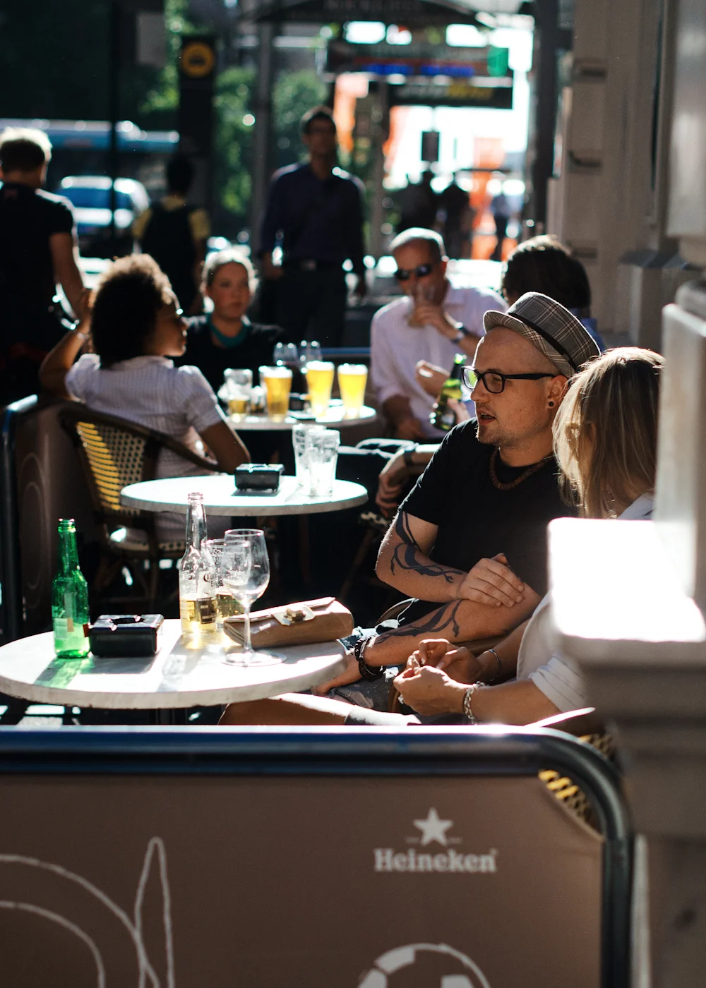 A little something for the northern hemisphere visitors.
Summer in Sydney, afternoon drinks.
Similar look: Rag & Bone Gingham Band Porkpie Hat .