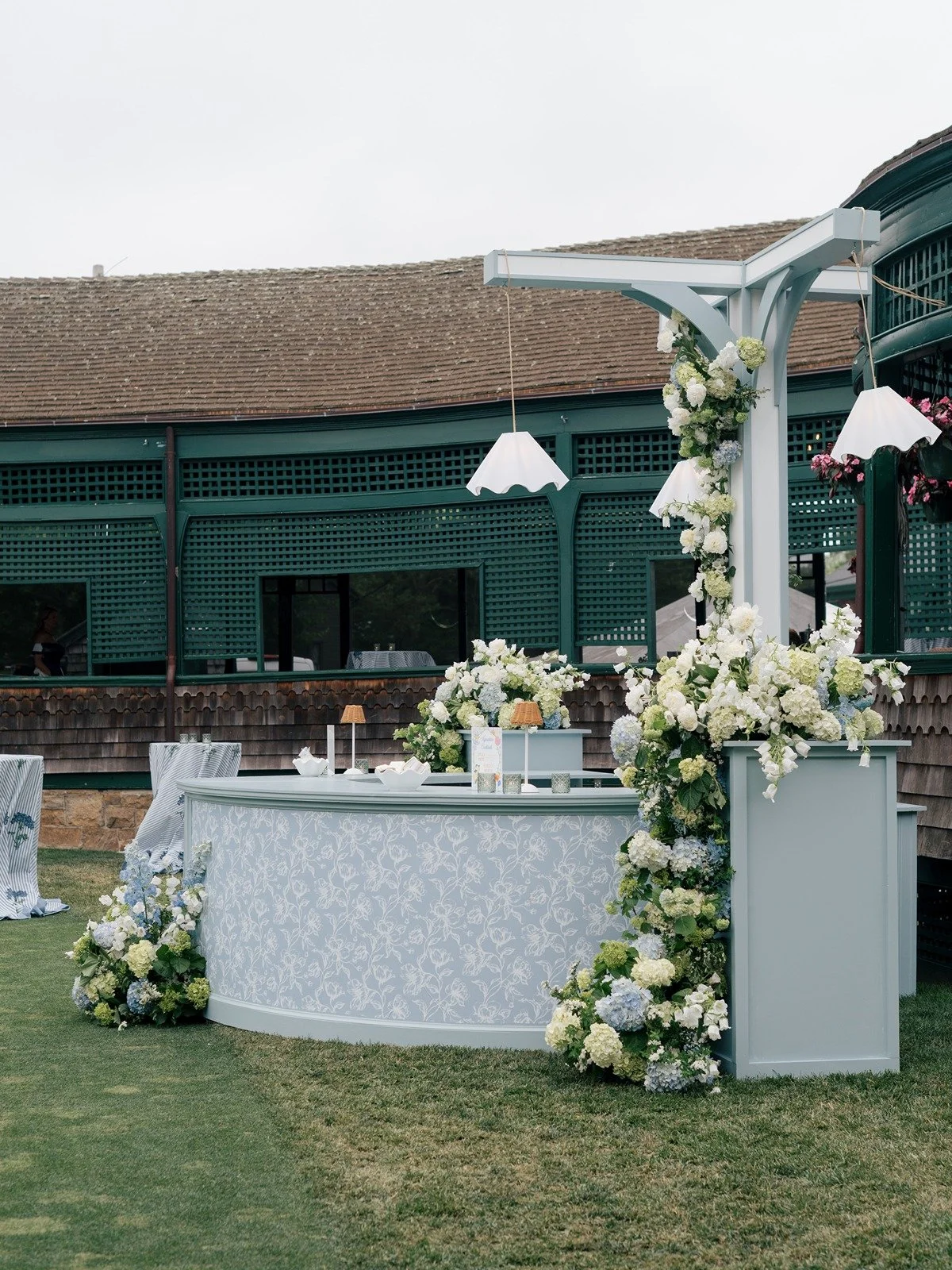 Classic-Newport-Rhode-Island-Wedding-with-Performance-by-Norah-Jones-Tennis-Hall-of-Fame-Champagne-and-Ink-Stephanie-Vegliante-Photography-Leila-James-Events00006.jpg