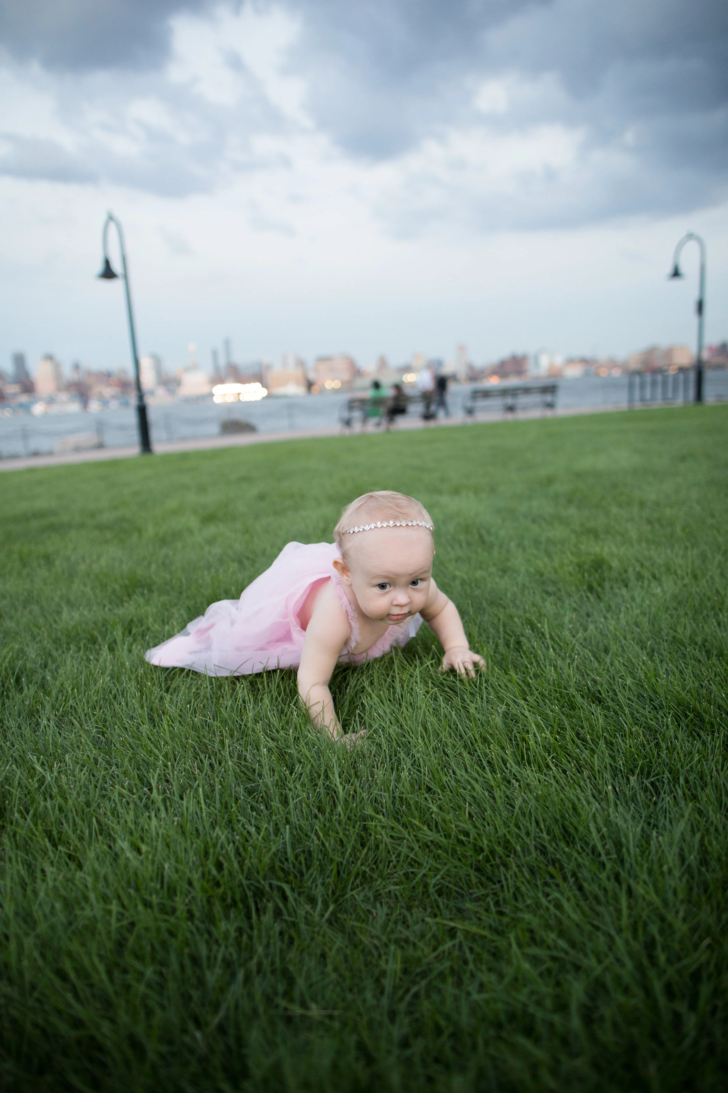 0770_R16-002-Ella-c02.jpg