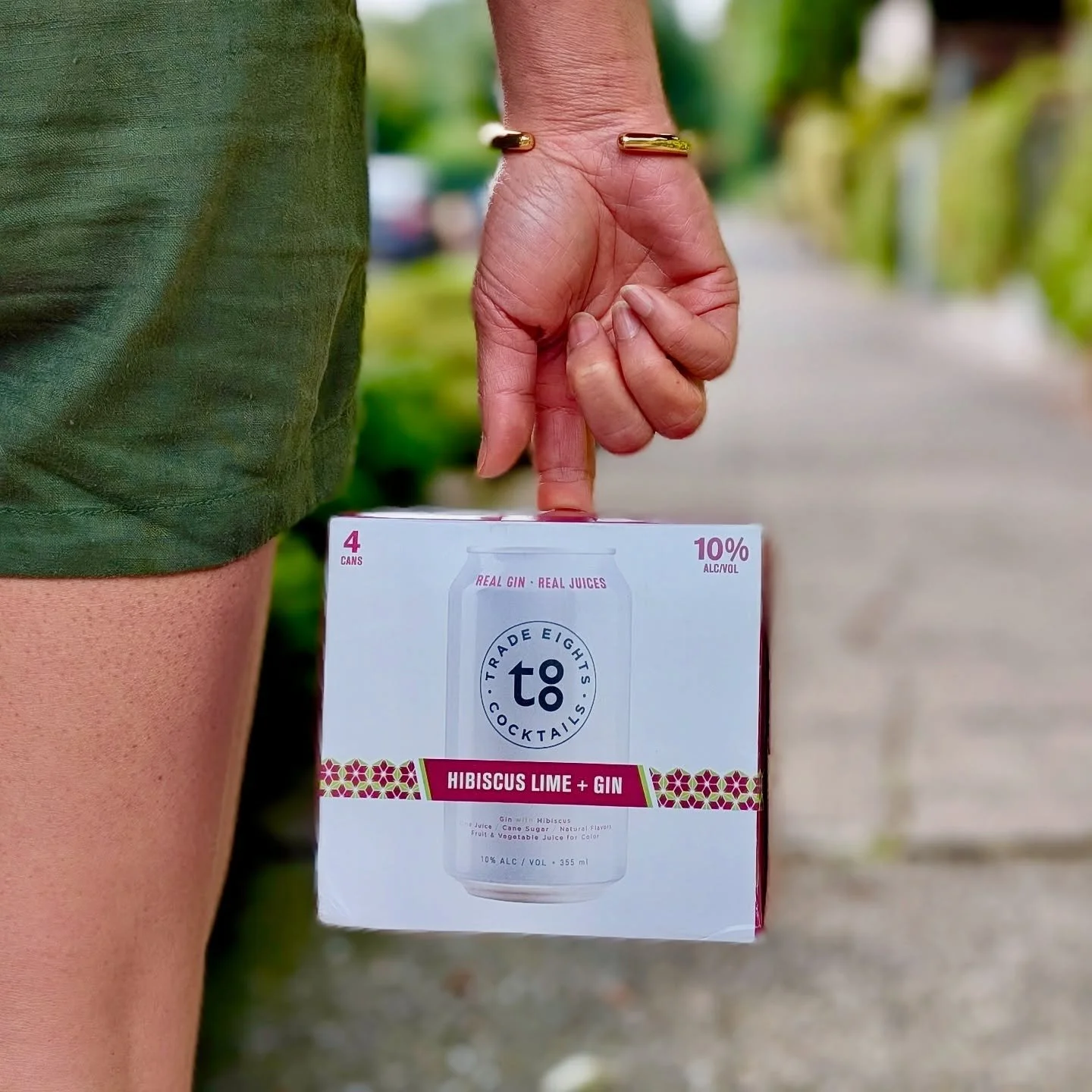 Sumptuous sips ahead!  Stock up on Trade Eights and be Labor Day weekend ready 🙌

📍Check out our bio to find Trade Eights near you.  Happy Labor Day!

#tradeeightscocktails