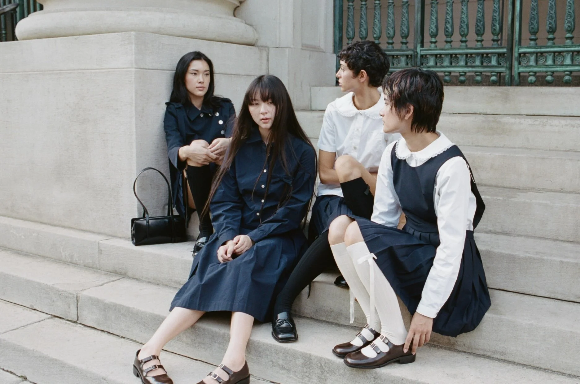  Olivia Parker, Sandy Liang 