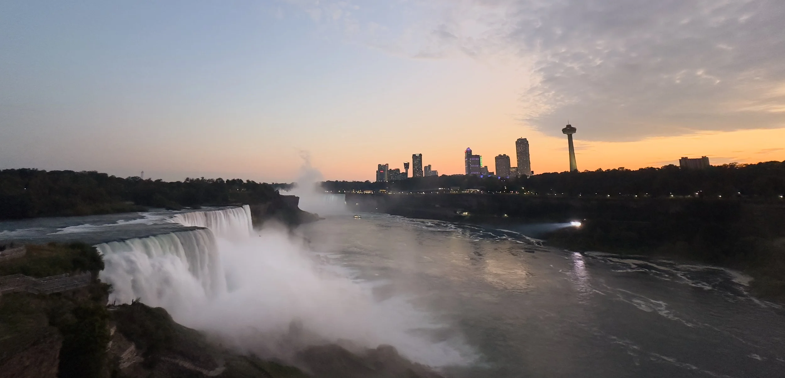 Niagra Falls_2444.jpg