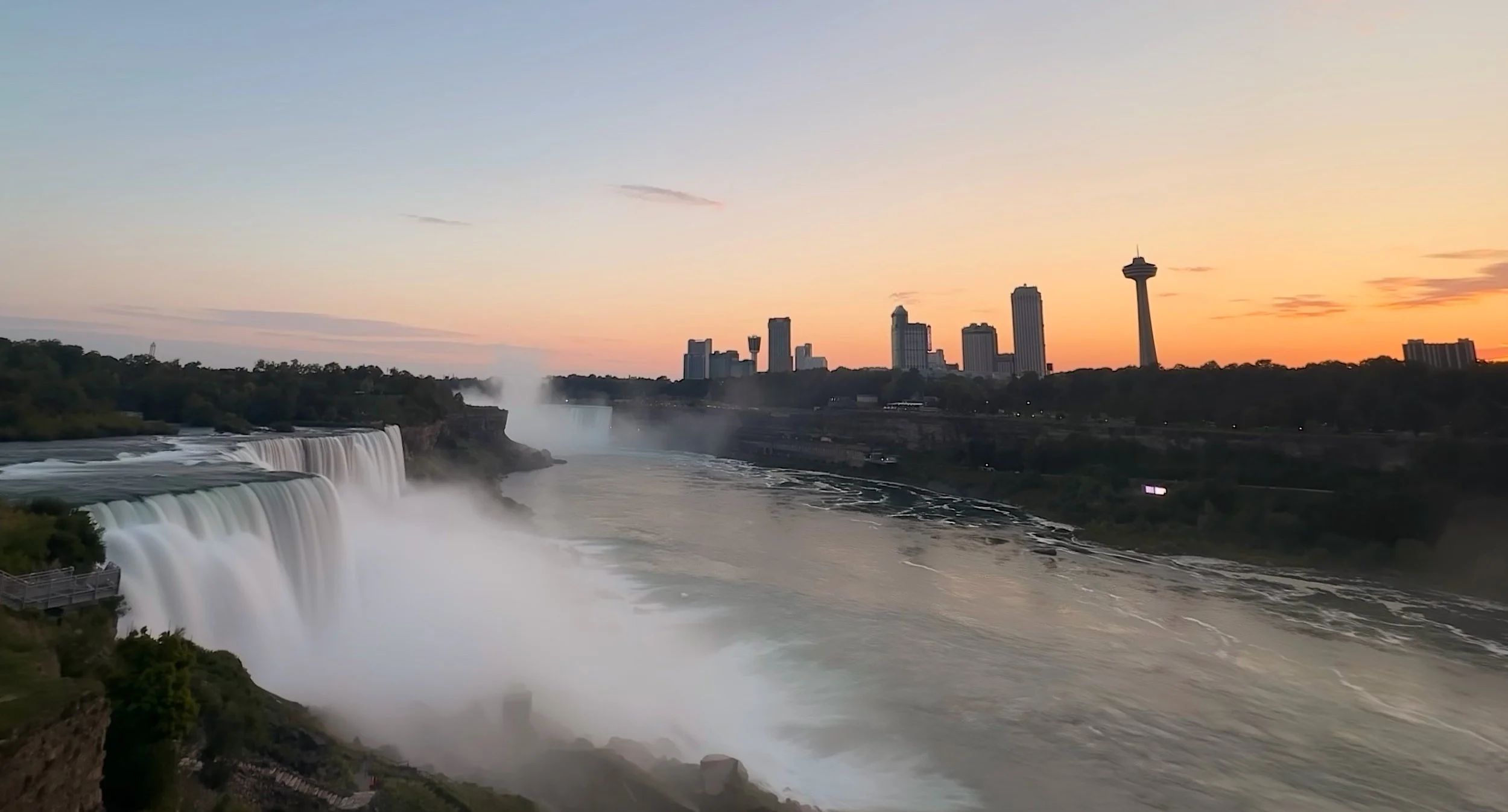 Niagra Falls_2433.jpg