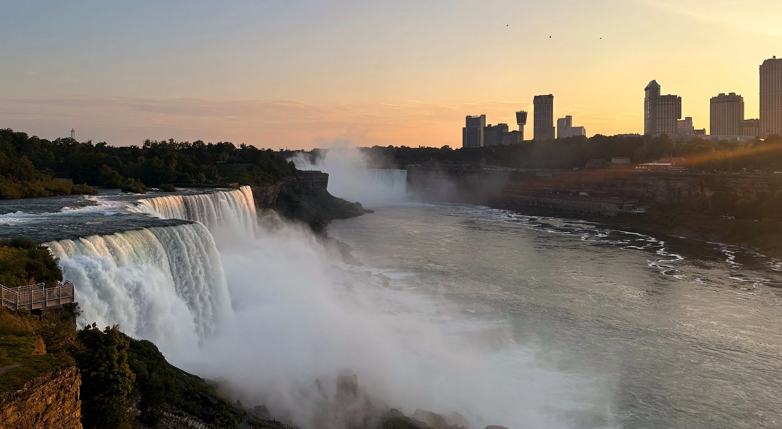 Niagra Falls_2416.jpg