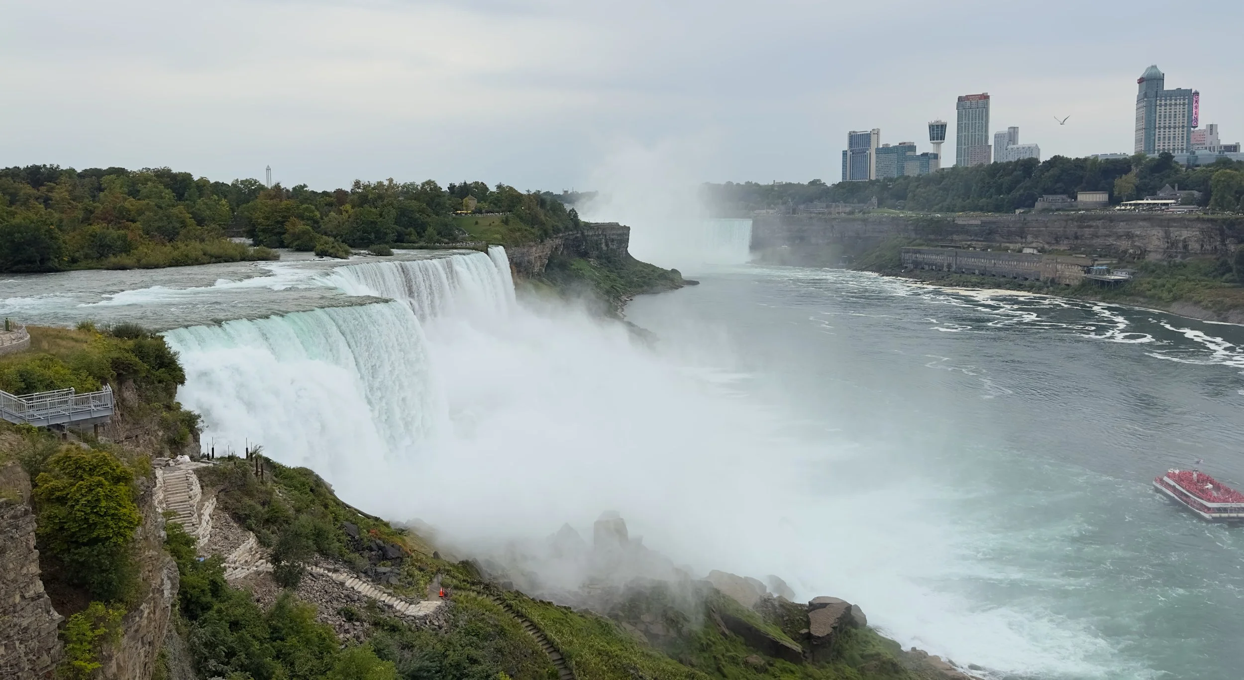 Niagra Falls_2260.jpg