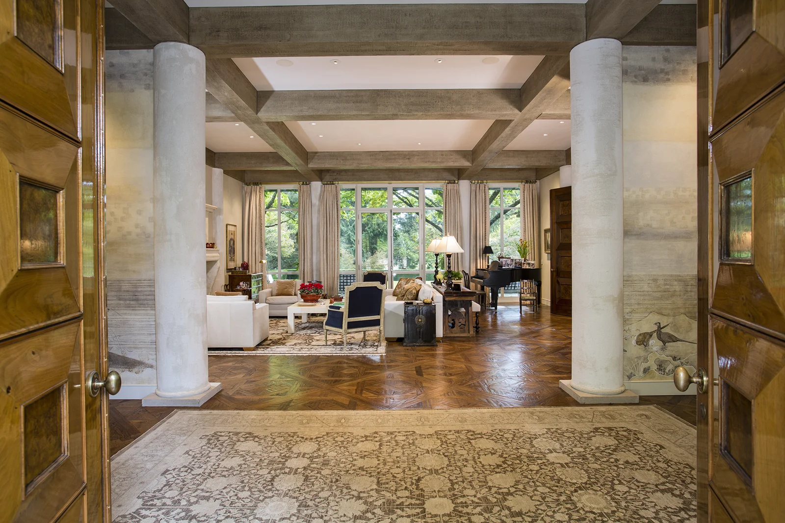 Foyer-2-med.jpg