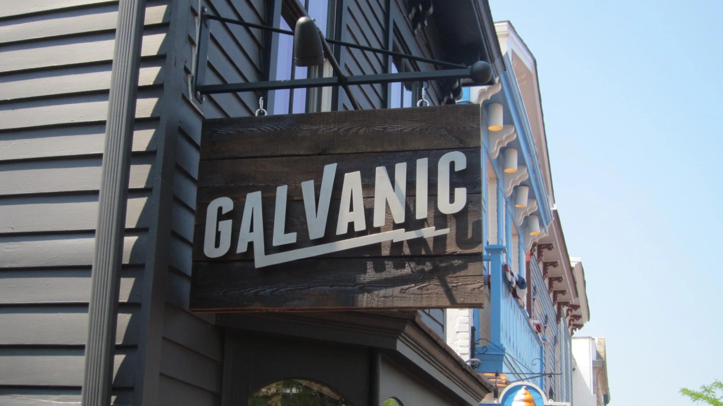 GALVANIC_3.jpg
