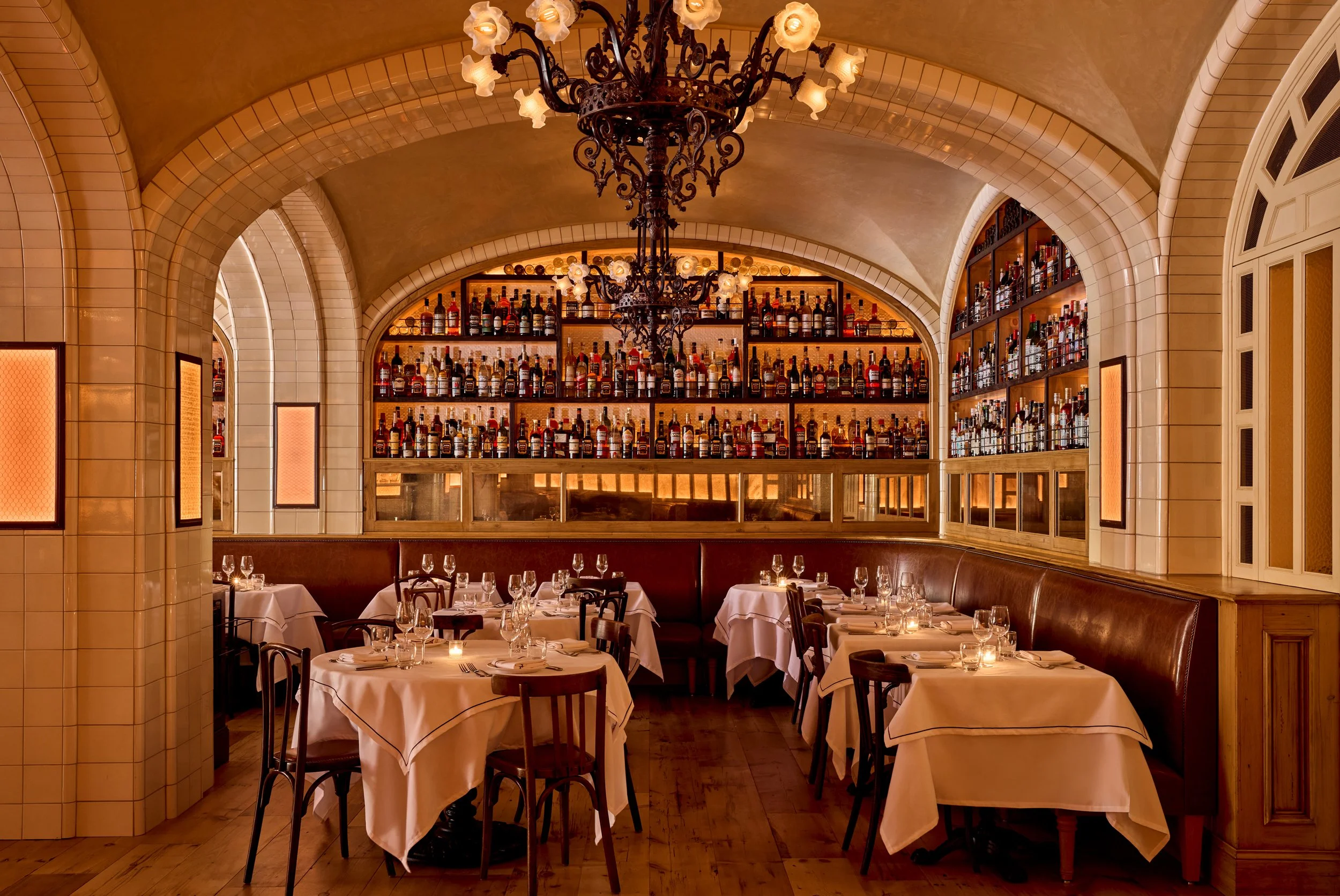 BORROMINI_DINING ROOM_344 FINAL Credit Jason Varney.jpg