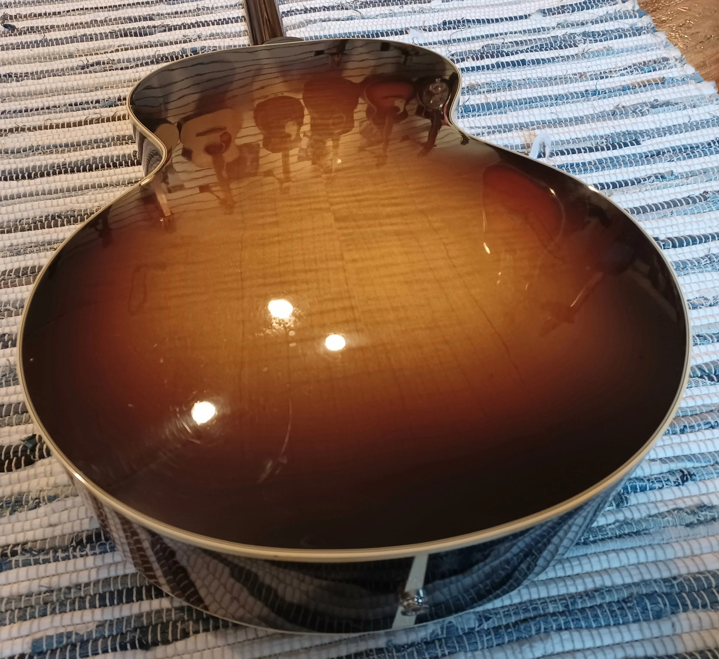 gibson 1.jpg