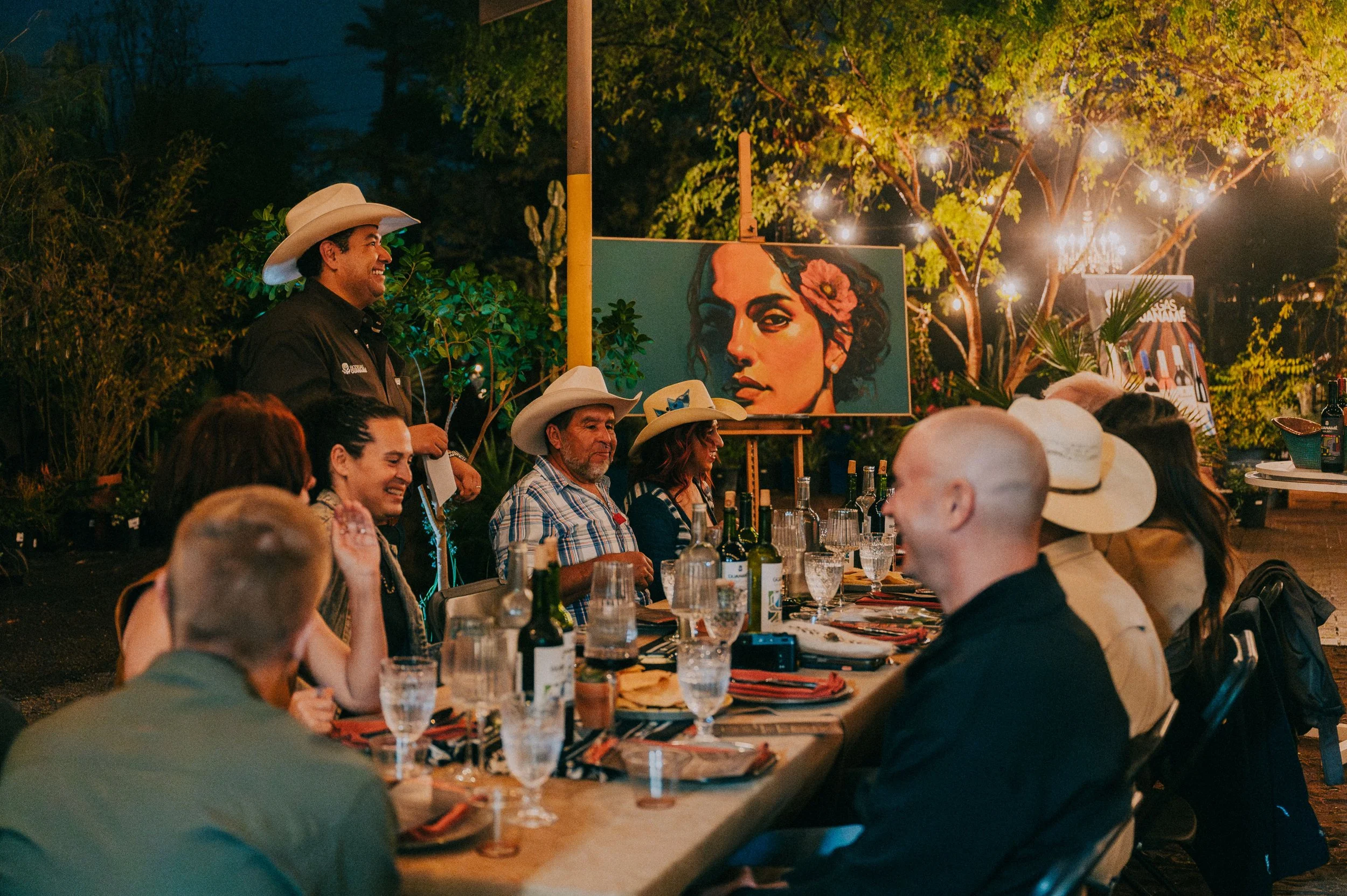 DIGPHX_Vinos-y-Vaqueros (1).jpg