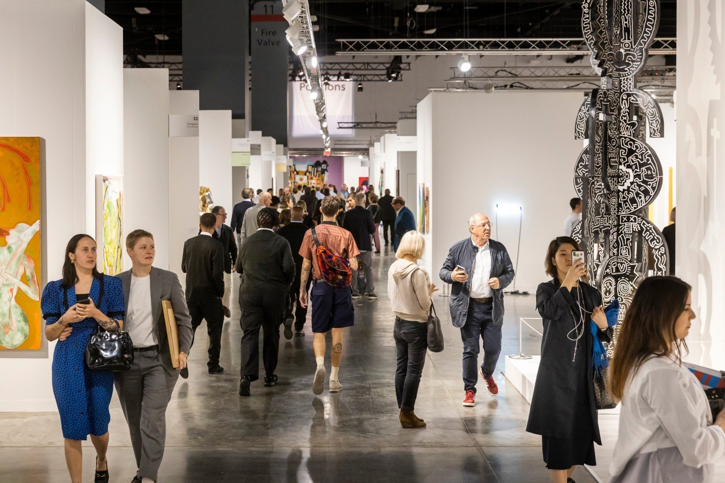 Louis Vuitton To Show Artistic Collaborations With Takashi Murakami, Yayoi  Kusama and More at Art Basel Miami Beach