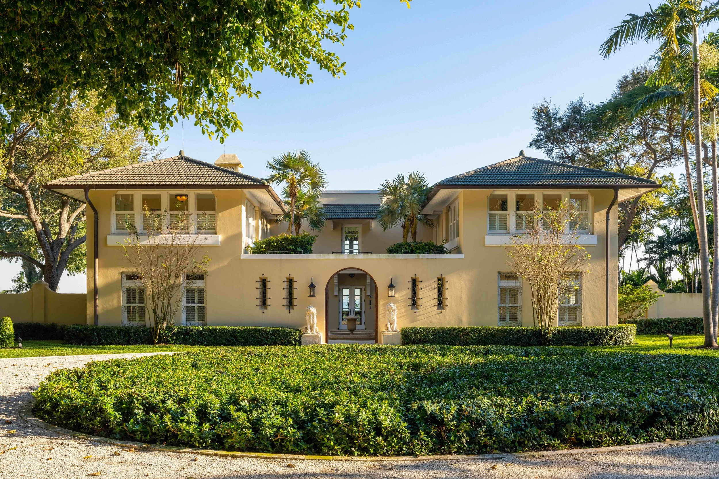 Adrienne Arsht's Bayfront Estate Sells For Record 106 Million