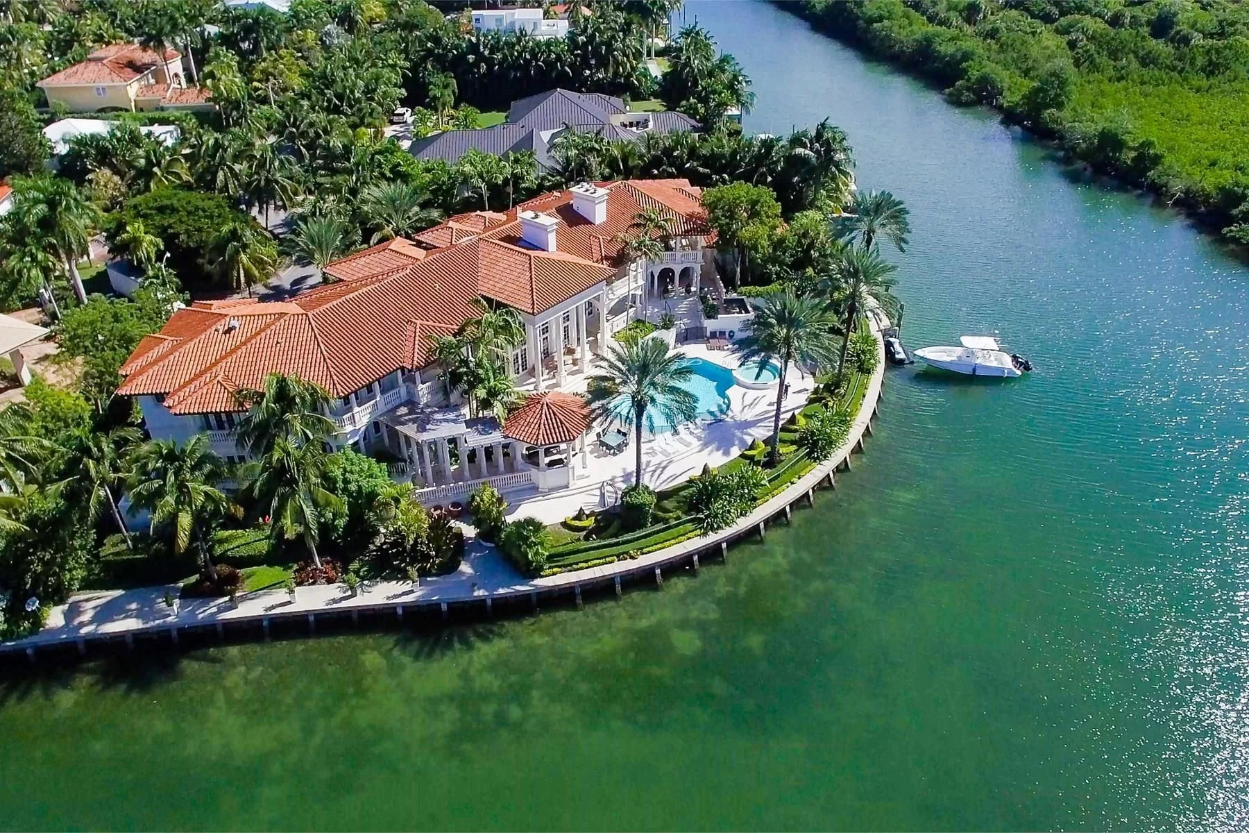 key-biscayne-mansions.0.jpg