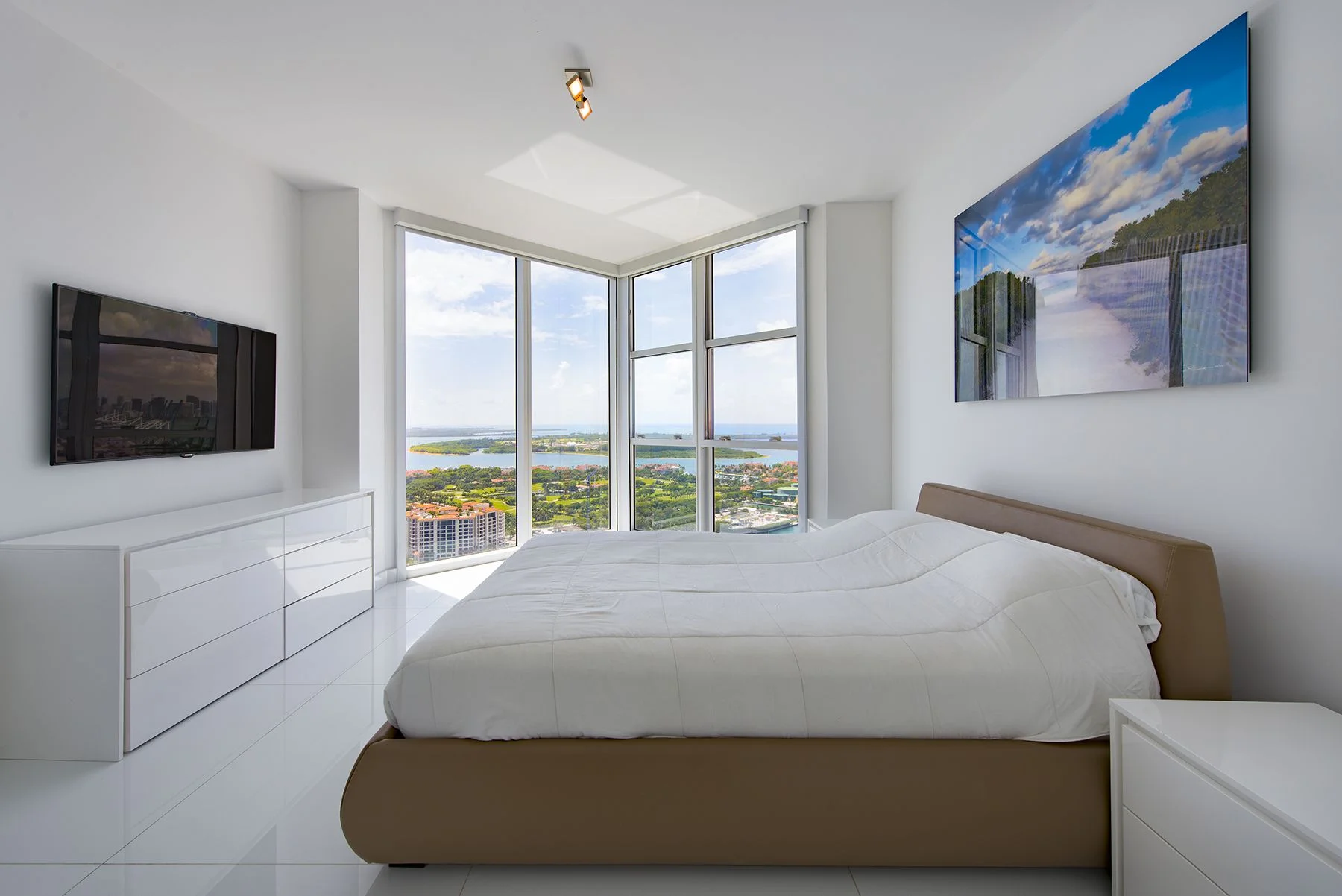 Portofino_Tower_Penthouse-30.0.jpg