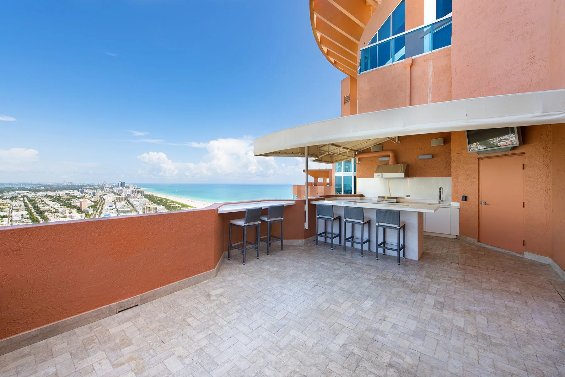 Portofino_Tower_Penthouse-26.0.jpg