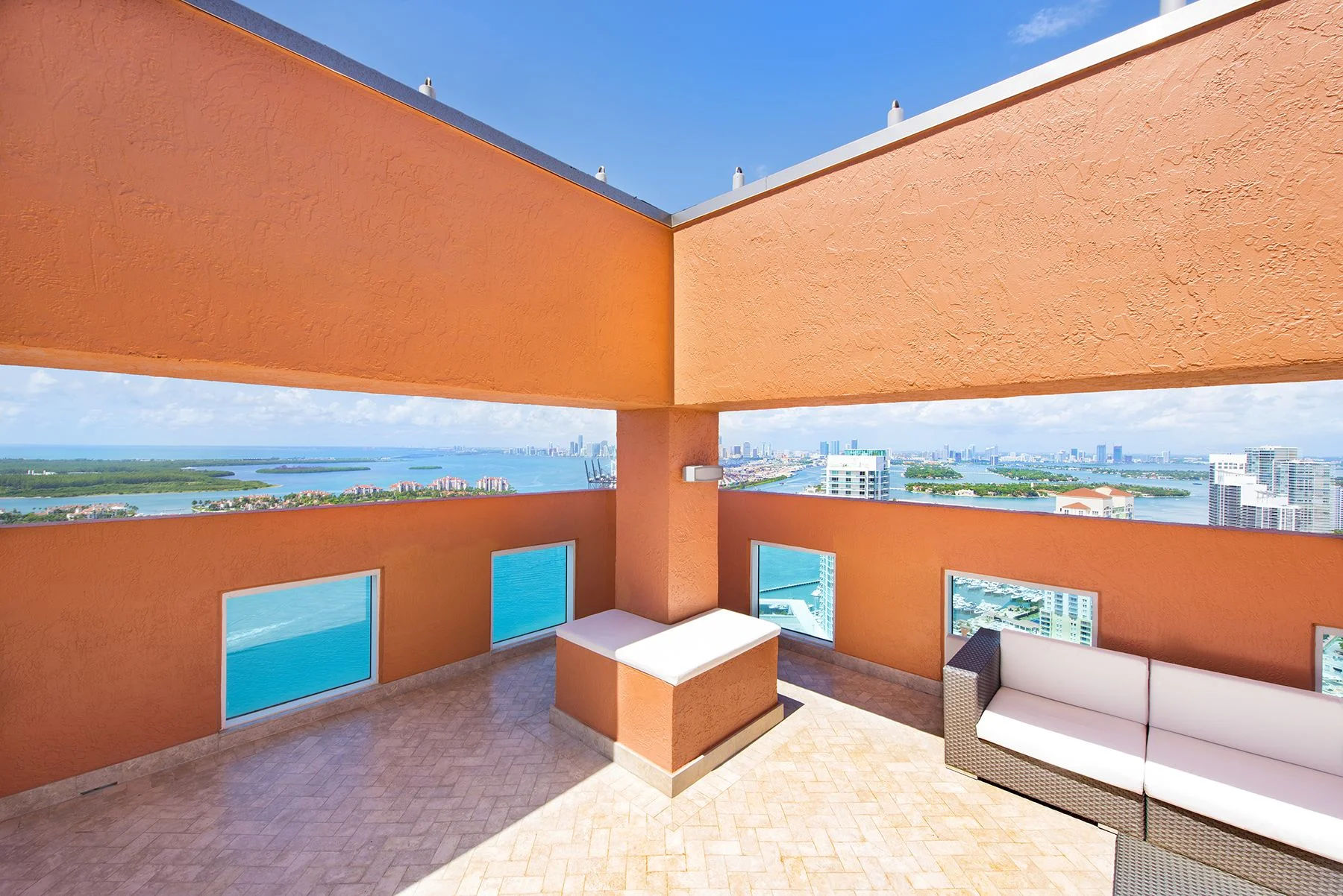 Portofino_Tower_Penthouse-18.0.jpg