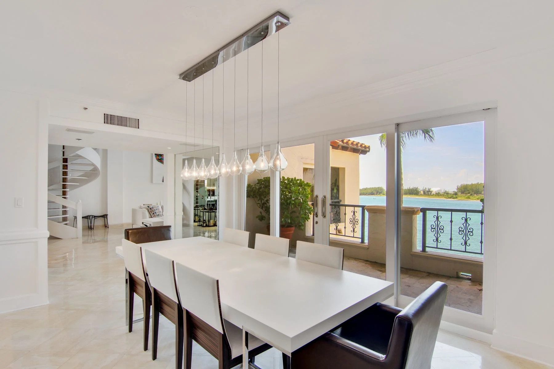 27__2444_fisher_island_dr_photo_by_miamirealestatephotographers.com.0.jpg
