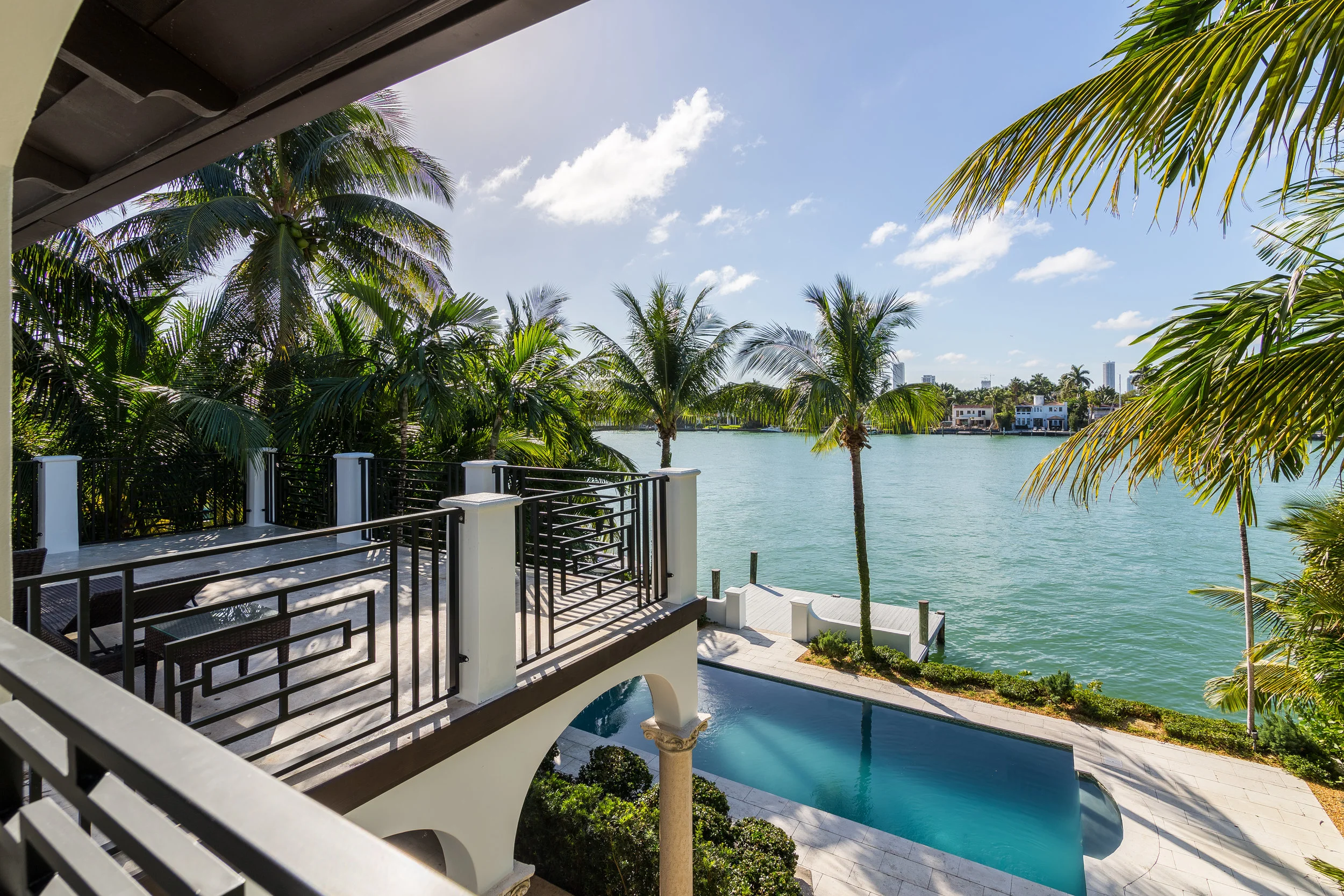 Check-Out The Venetian Islands Waterfront Residence Which Just Sold For $6.25 Million