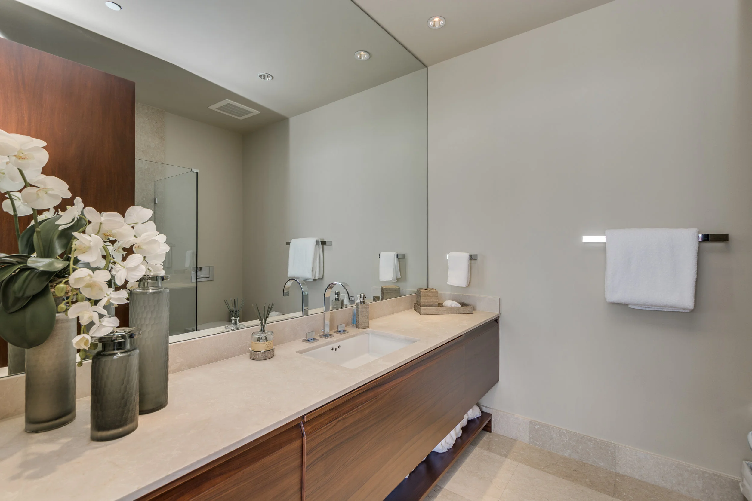 Tour The Record Breaking Apogee South Beach Penthouse Which Just Sold For $14.8 Million