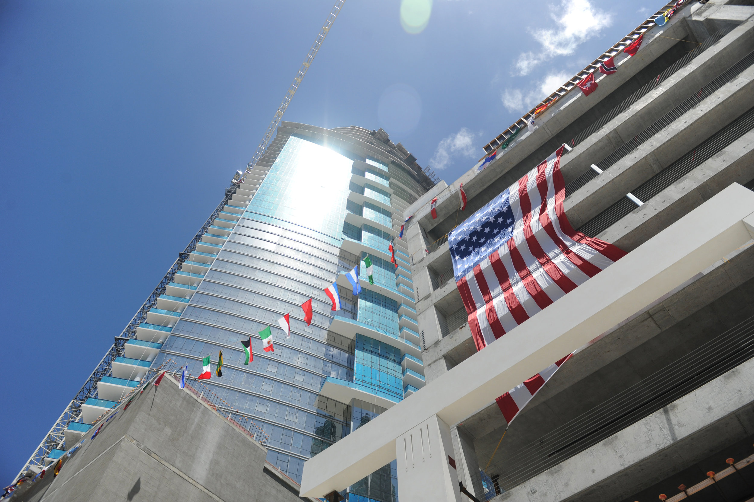 Miami Worldcenter's First Residential Tower Tops Off - Multi-Housing News