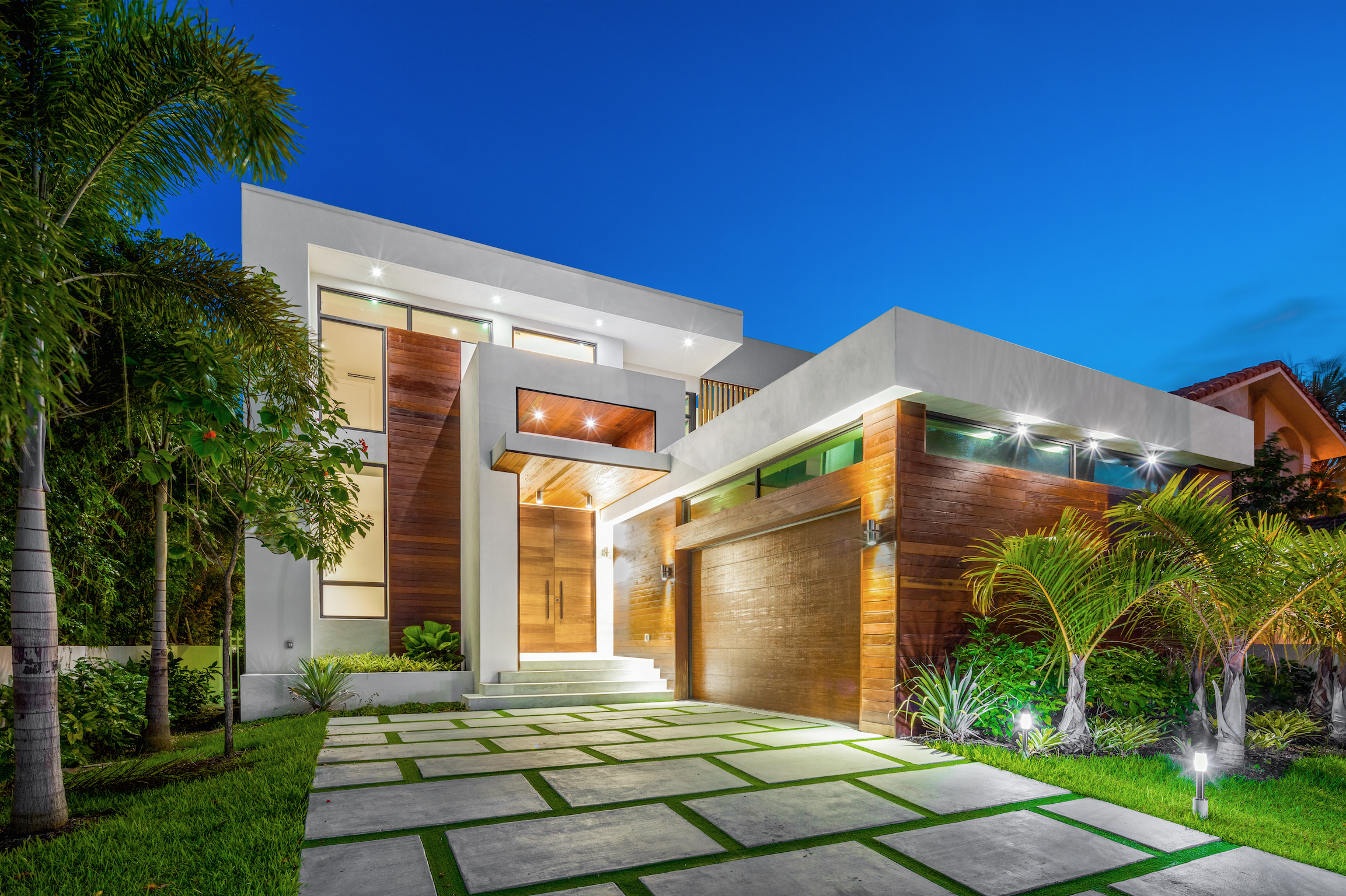 Worldwide Reggaeton Artist Nicky Jam Closes On Palm Island Contemporary For $3.4 Million